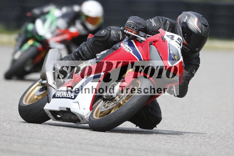 /Archiv-2025/07 19.04.2025 Speer Racing ADR/Gruppe gelb/454